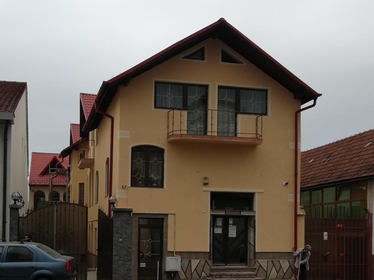 Вилла Casa Tatar Брашов Экстерьер фото